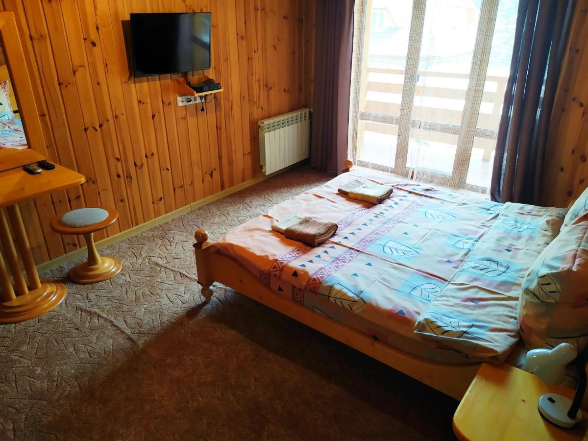 Guest House Shafran ياريمتشي المظهر الخارجي الصورة