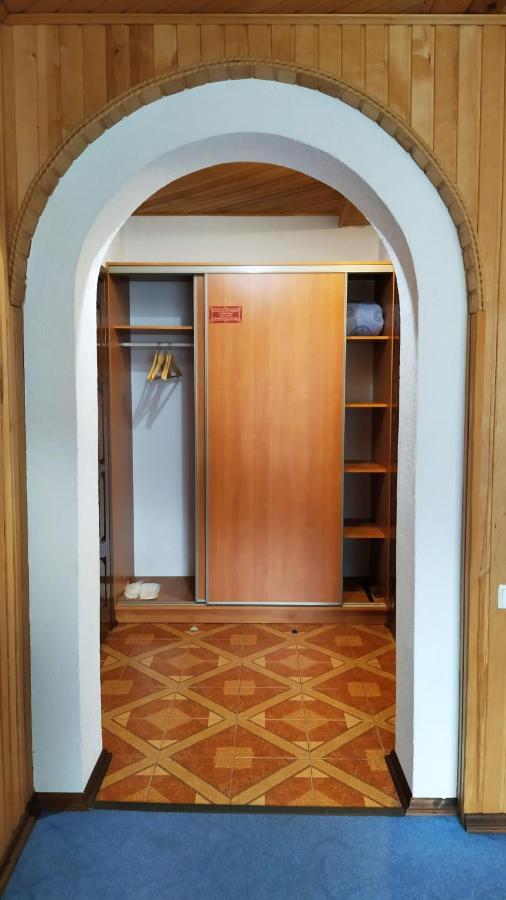 Guest House Shafran ياريمتشي المظهر الخارجي الصورة