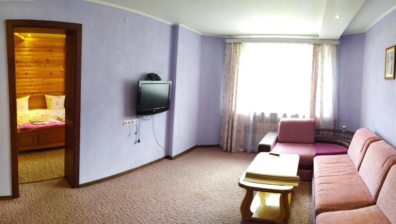 Guest House Shafran ياريمتشي المظهر الخارجي الصورة